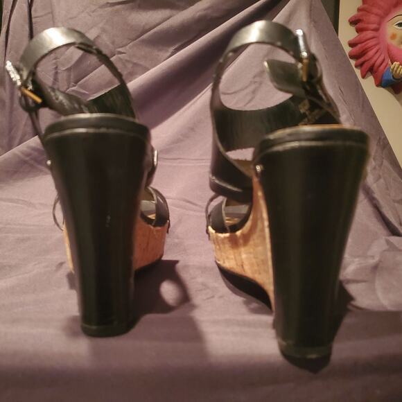 Michael Kors Black Leather Wedge Platform Sandals Size 8.5 - Picture 4 of 9